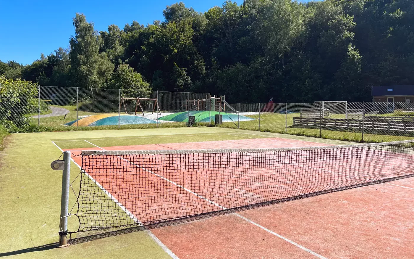 Tennisbane, Møns Klint Resort