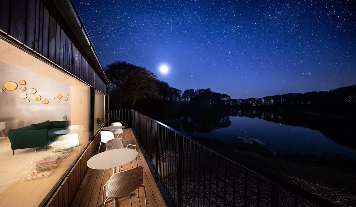 Villa Huno - Hotellejlighed aften - udsigt til måne og stjerner